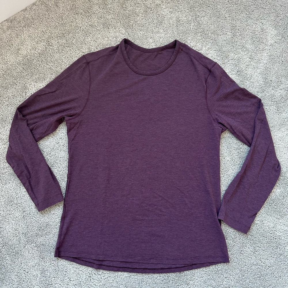 Lululemon long sleeve t-shirt, size L